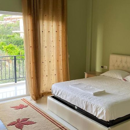 Azure Apartments By Kondo Stays Vlorë エクステリア 写真