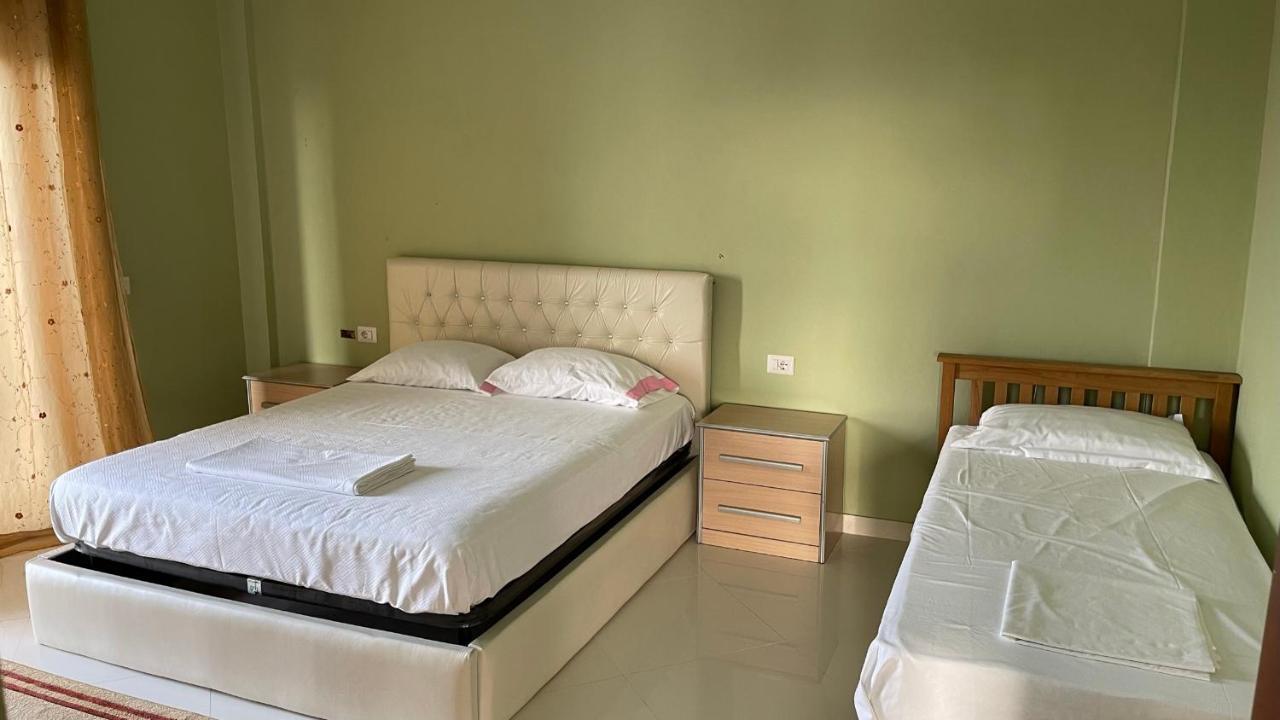 Azure Apartments By Kondo Stays Vlorë エクステリア 写真