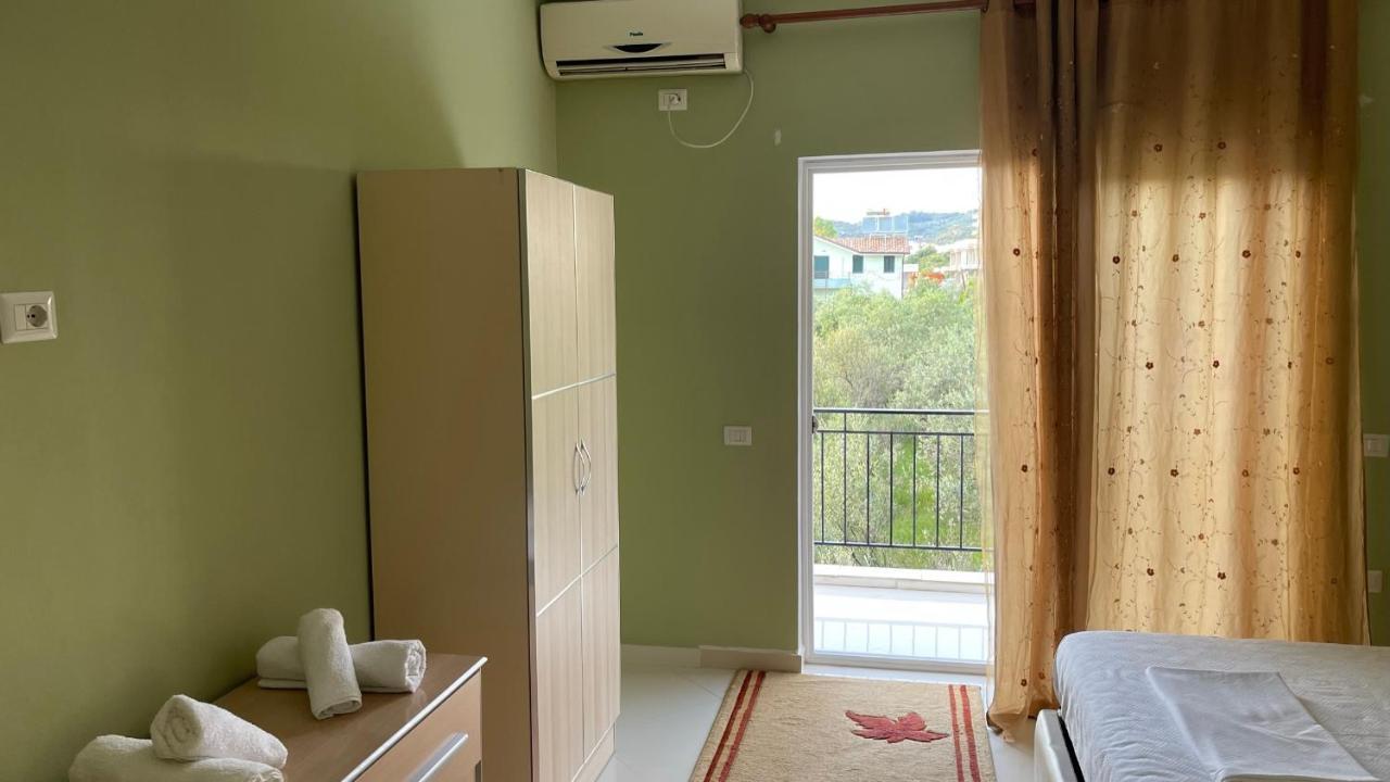 Azure Apartments By Kondo Stays Vlorë エクステリア 写真