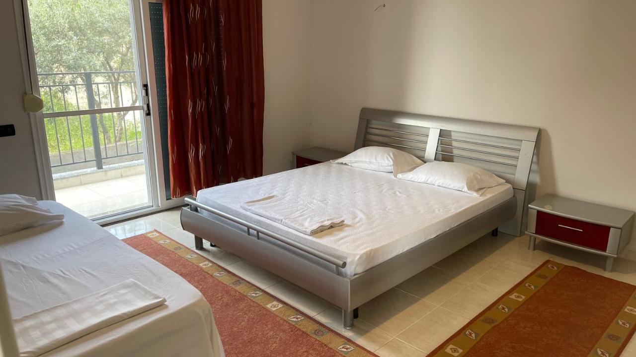 Azure Apartments By Kondo Stays Vlorë エクステリア 写真