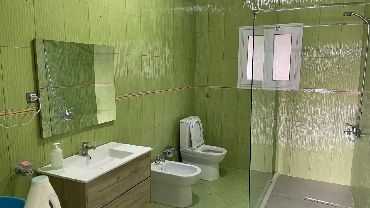 Azure Apartments By Kondo Stays Vlorë エクステリア 写真