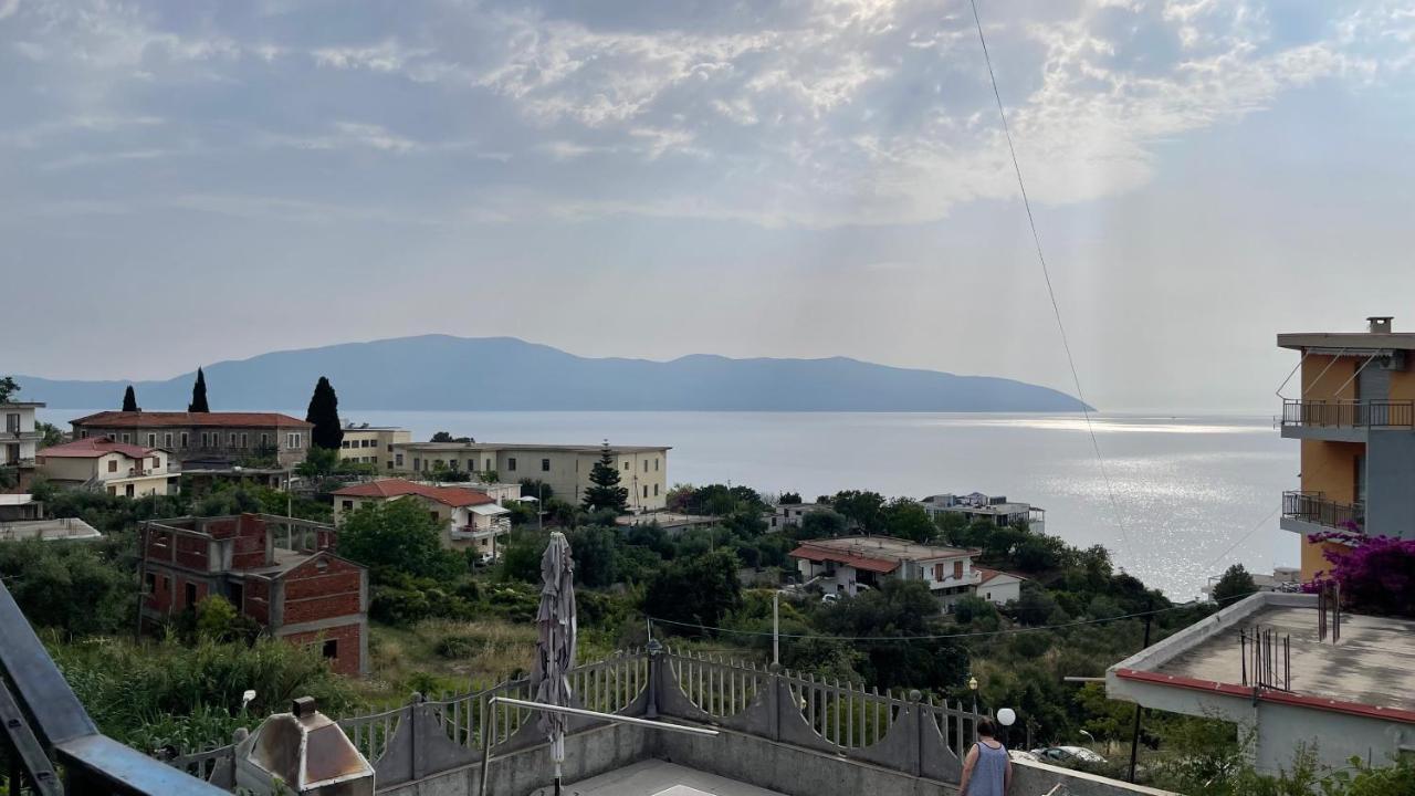 Azure Apartments By Kondo Stays Vlorë エクステリア 写真