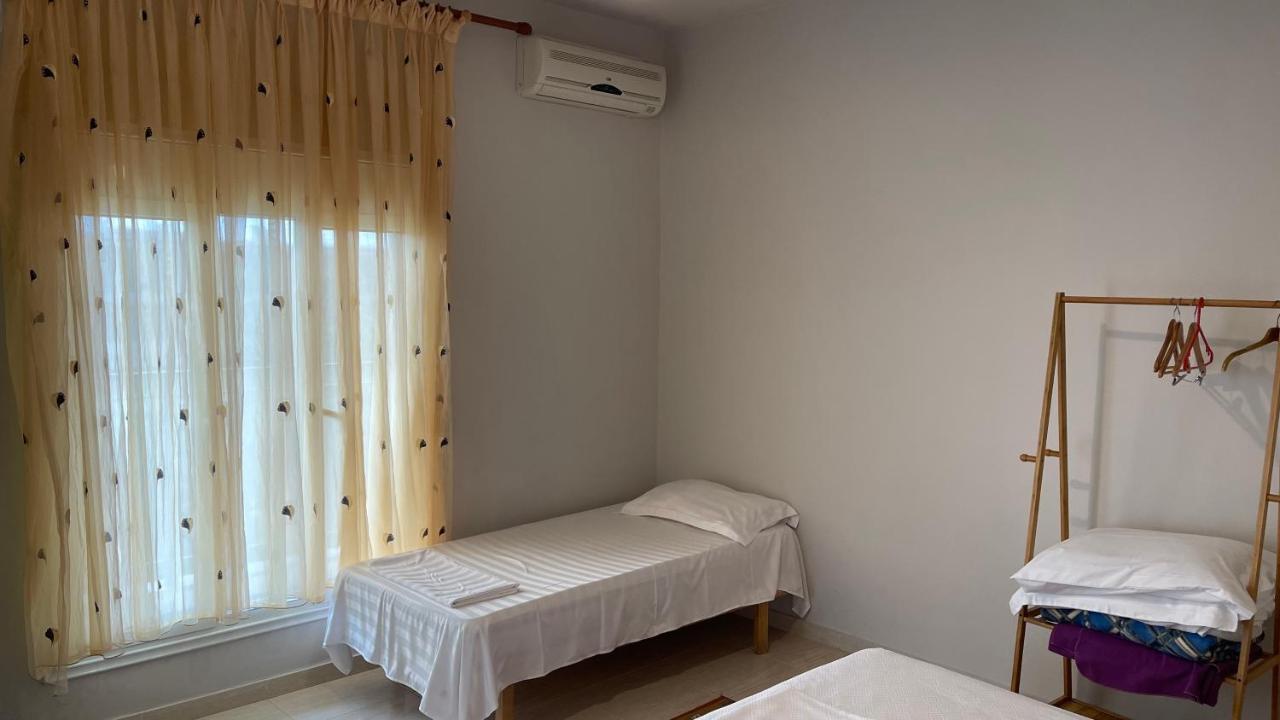 Azure Apartments By Kondo Stays Vlorë エクステリア 写真